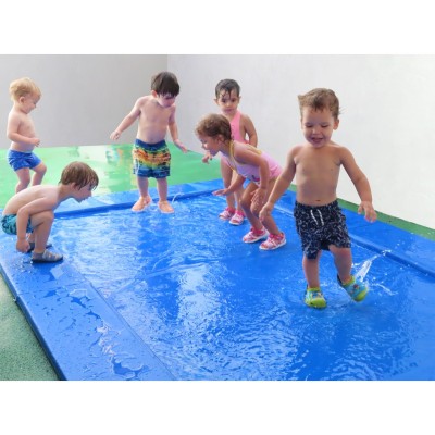 PISCINA CHAPOTEO. Fabricada en espuma de alta densidad, recubierta de pvc. Medidas 300x200x5 cm