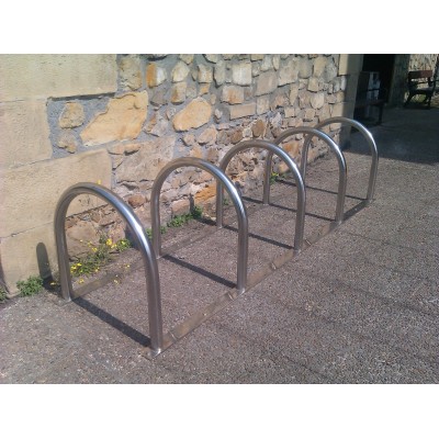 APARCABICICLETAS DE ACERO GALVANIZADO. Atornillable