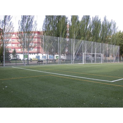 RED DE PROTECCIÓN Polipropileno sin nudo anti UV 2,3 mm. Mallero de 2x2 cm. COLOR VERDE. ESPECIAL FRONTÓN