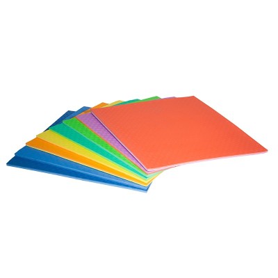 LOSETA PUZZLE BICOLOR densidad 80 kg. Libre de sustancias cancerígenas y materiales pesados. Medidas: 100x100x2 cm.