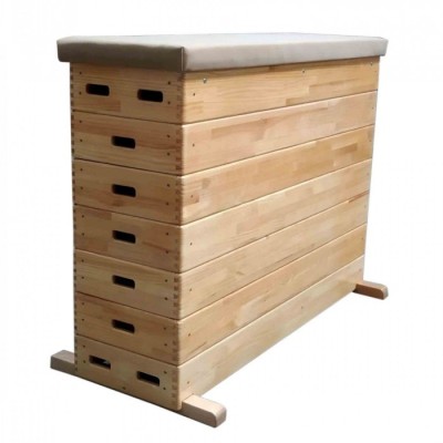 PLINTO senior recto. 7 segmentos. Altura 110 cm. Tapizado en cuero.