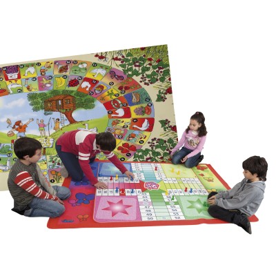 Tapiz juego Parchis gigante.Medidas: 200x140cm